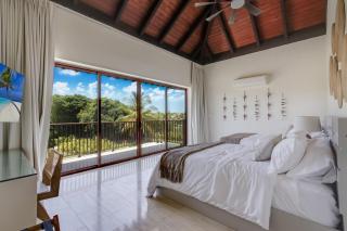 Luxury Cap Cana Villa with 3 Bedrooms, Plunge Pool, Maid, and Golf Course Access - 9