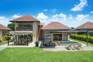 Luxury Cap Cana Villa with 3 Bedrooms, Plunge Pool, Maid, and Golf Course Access - Punta Cana - 0