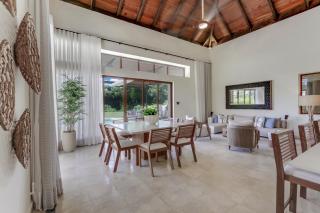 Luxury Cap Cana Villa with 3 Bedrooms, Plunge Pool, Maid, and Golf Course Access - Punta Cana - 3