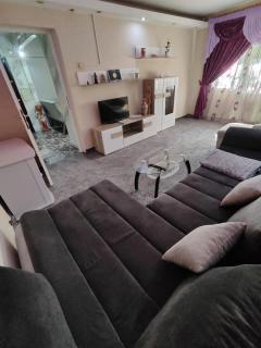 MAXX Lake Apart - Bacău - 0