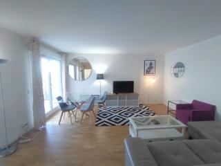 2BR, Salon, Parking La Défense, 10 min walk to metro - 8