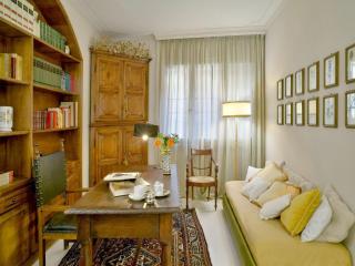 Lovely art nouveau villa with swimming pool - Lari - 4