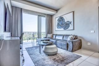 The Capital on the Park-Luxurious 8th Floor Sandton Apartment - 6