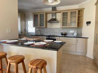 Paradyskloof home - Stellenbosch - 3