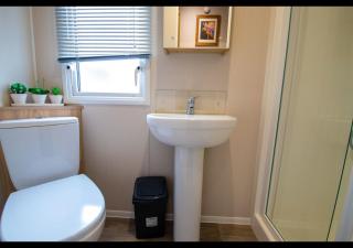35 Redwood - Beauport Park, Hastings - Hastings - 3