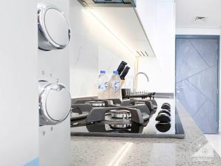 Luxurious Studio & Balcony at Samana Golf Avenue - 2