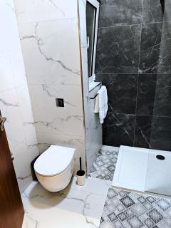 Contemporary St Julians Comfort - 1