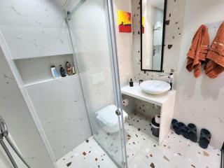 Shallvaret Center Apartment - Tirana - 2