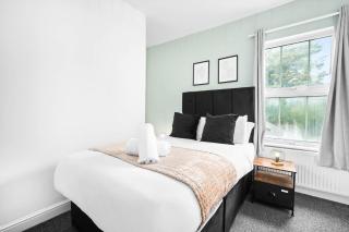 Three Bed House - Accommodates 7 - Parking - Garden - Harborne 465H - Birmingham - 8