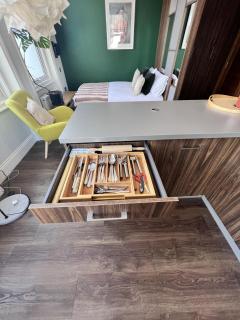 Cozy London Apartment with Great Location - London - 6