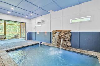 ERN803 - Beary Blue Oasis cabin - 0