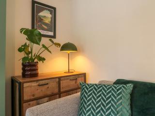 Bear Cottage - 7