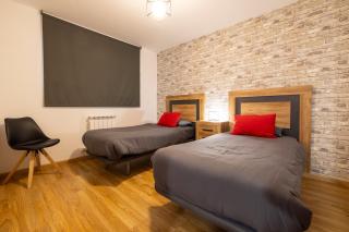 Increibles Vistas Al Valle De Arinsal NY - A Pie De Pistas - Parking Incluido l by BonesVacances - 1