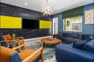 Fun-Filled Villa with Dino BR, Arcade, Theater, Pool - Davenport - 1