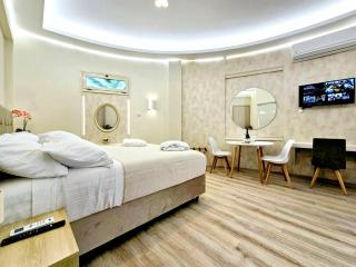 Golden City Center Suites - Città di Rodi - 0