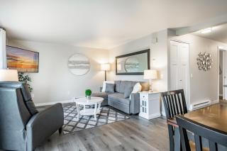 Modern Condo with Family-Friendly Hot Tub 102 - 4