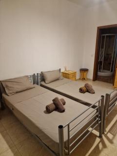 Central Apartment in Sliema - 8