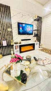 House of Versace - 7