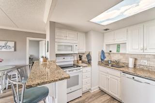 Ormond Beach Condo with Ocean Views and Community Pool - Ormond Beach - 1