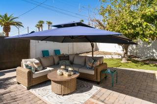 Heated pool, Sports Court, Pool table, King beds - 5