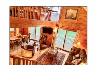 Heartwood Lavish Cottage in the Smoky Mountains - 9