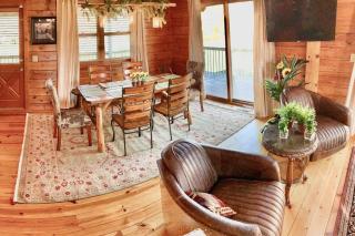 Heartwood Lavish Cottage in the Smoky Mountains - 6