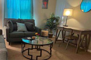 Apt 3 Comfortable and Convenient - 8