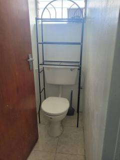 Graeme Hall Park Apartment - 4