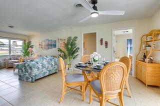 Venice Home with Fenced Yard 4 Mi to Beach! - Venice - 4