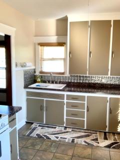 The House Hotels- Thoreau Upper - Lakewood - 10 Minutes to Downtown Attractions - Lakewood - 4