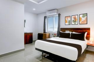 Collection O Sri Jahnavi Group besides Yashoda Hospital hitec city - Hyderabad - 8