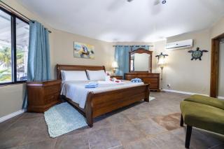 Blue Marlin Beach Resort - Dangriga - 8