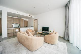 Lux 1BR Direct access to Dubai Marina 4 people - 8