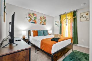 Roomy Getaway! Elevate Your Stay 6 Mins to RIC! - Sandston - 3