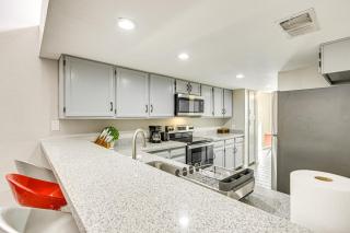 16 Mi to Dtwn Phoenix Home with Patio and Fireplace! - Phoenix - 4