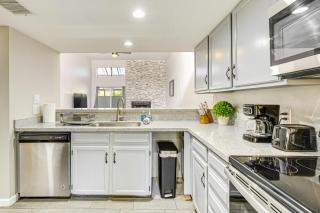 16 Mi to Dtwn Phoenix Home with Patio and Fireplace! - Phoenix - 3