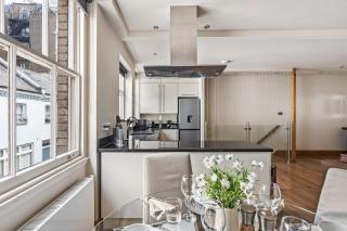 Enchanting Hideaway - La Réserve South Kensington - Londra - 2