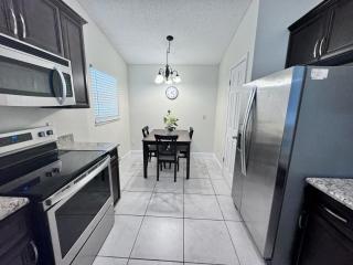 3275 - 3Q/2B Perto da DISNEY ☆ Piscina Priv. - Kissimmee - 2