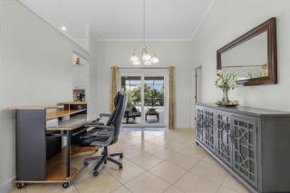 Florida Paradise 4 Bed 2 Bath Pool Home - Cape Coral - 5
