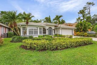 Spacious 3 Bed 3 Bath Pool Home in Naples - 2