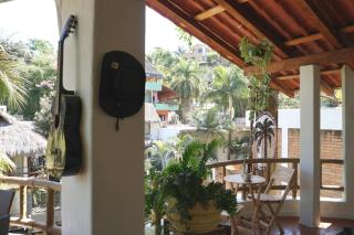Casa Redonda Penthouse, In the Heart of Sayulita with ocean view and rooftop palapa with hammock - 2