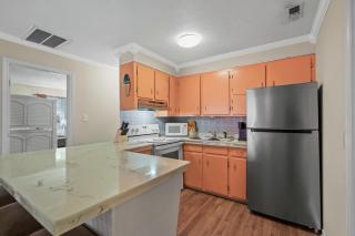 Domingos Beach Bungalow- Surfs Up - Myrtle Beach - 2