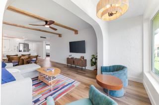 Coastal Condo - Walk to Beach Pool Pickleball and Boat Ramp - 7