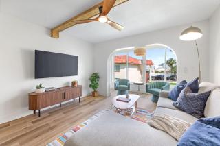 Coastal Condo - Walk to Beach Pool Pickleball and Boat Ramp - 6