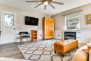 2 Mi to Purdue Modern Home in West Lafayette - 1