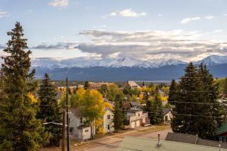 Historic Mountain Loft with GREAT Views - 8