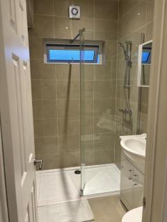 DBN APARTMENT Two - London - 7