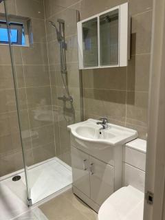 DBN APARTMENT Two - London - 5
