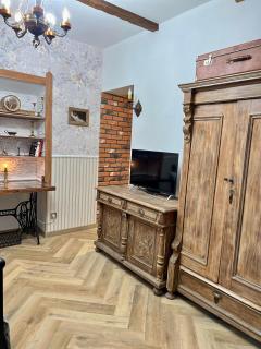 Antique apartment in Krakow - 9
