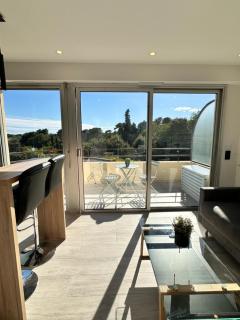 STUDIO HORIZON - SEA VIEW - POOL- Air Conditioner - Kitchen - Wifi -TV Train - Bus - - 4